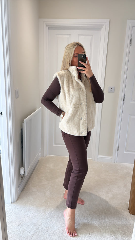 VERA MODA SONJA POPPY FAUX FUR WAISTCOAT OATMEAL