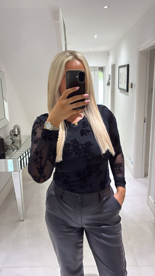 B YOUNG RIMESHA LS TOP IN METEORITE BLACK