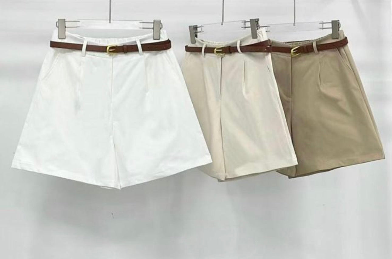 WHITE A LINE SMART SHORTS WITH BROWN BELT