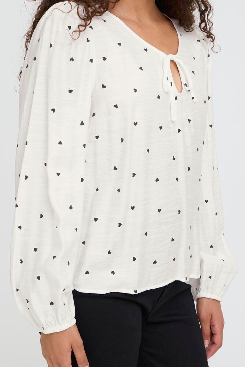 ICHI ELVA LONG SLEEVE BLOUSE SMALL HEARTS 20124618