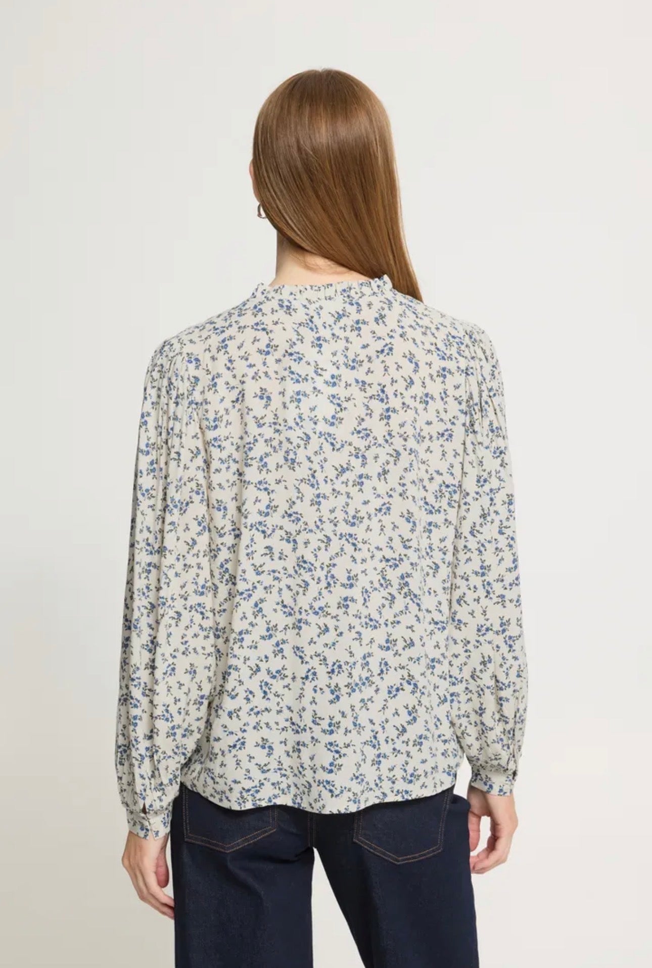 ICHI VERA LS BLOUSE -BIRCH/BLUE FLOWER PRINT
