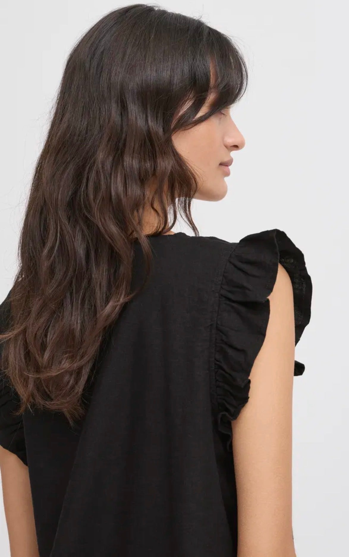 B YOUNG FALAKKA RUFFLE SHIRT 20816604 BLACK