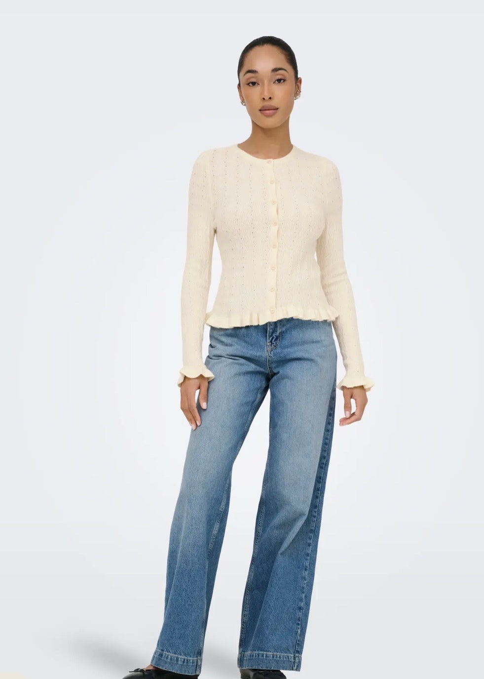 ONLY LIBI LS O-NECK FRILL CARDIGAN WHITECAP GRAY BUTTONS