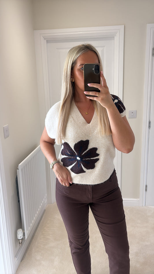 B YOUNG OMEA V-NECK SLIPOVER TOP - FIG MELANGE FLOWER