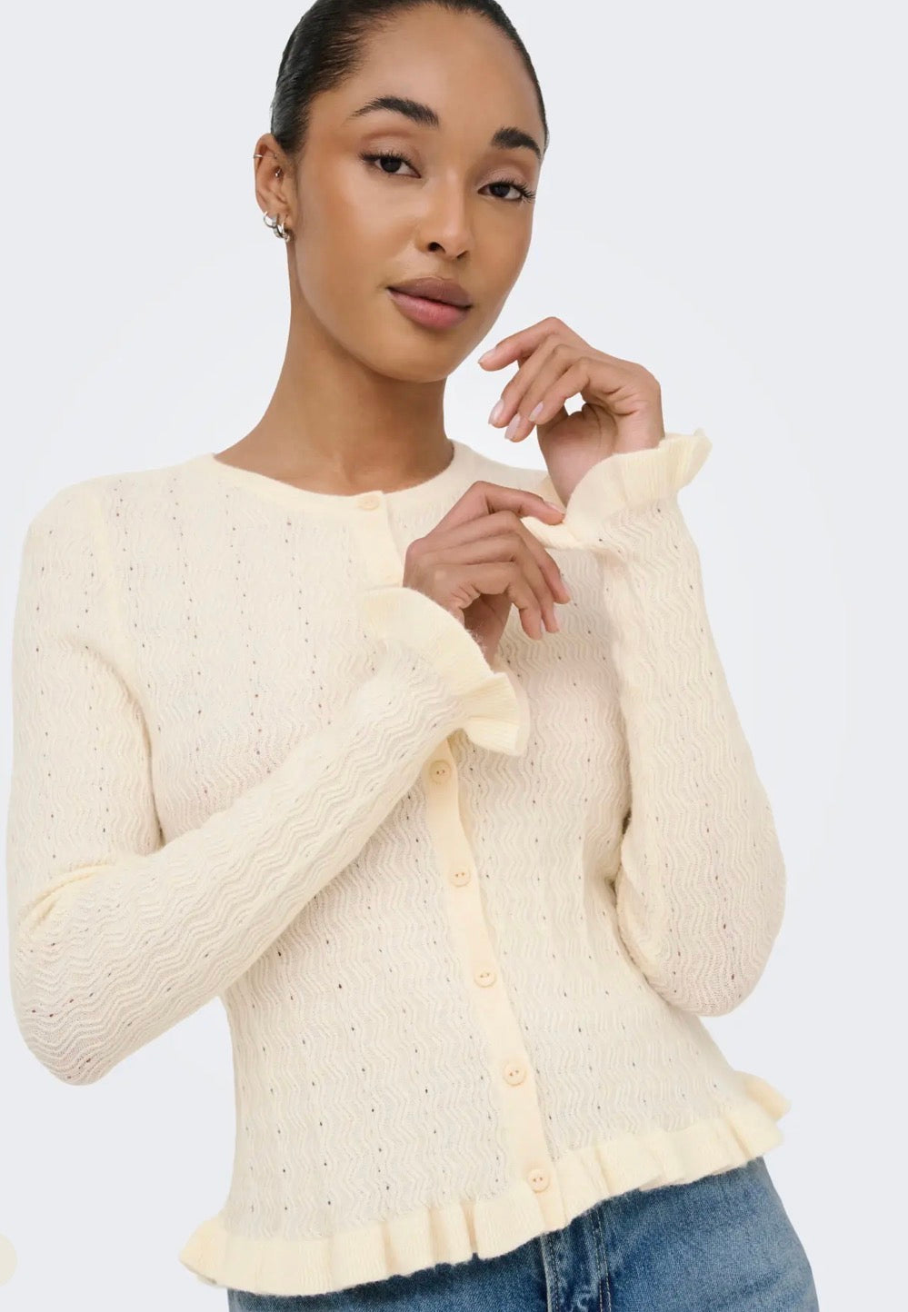 ONLY LIBI LS O-NECK FRILL CARDIGAN WHITECAP GRAY BUTTONS