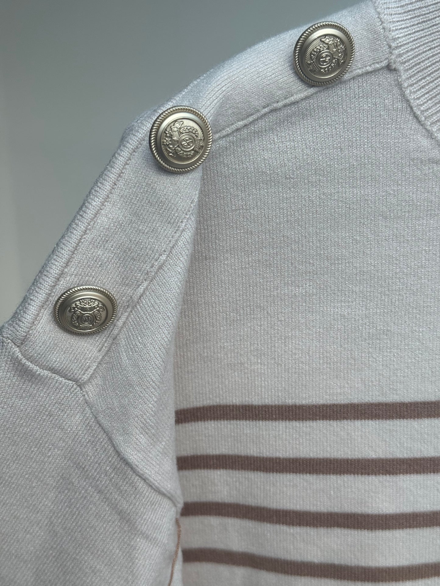 CREAM STRIPED LS JUMPER SCALLOP NECK