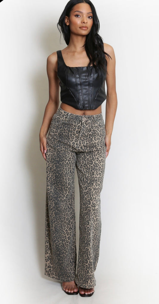 Laulia Tall Dad Fit Jeans Leopard