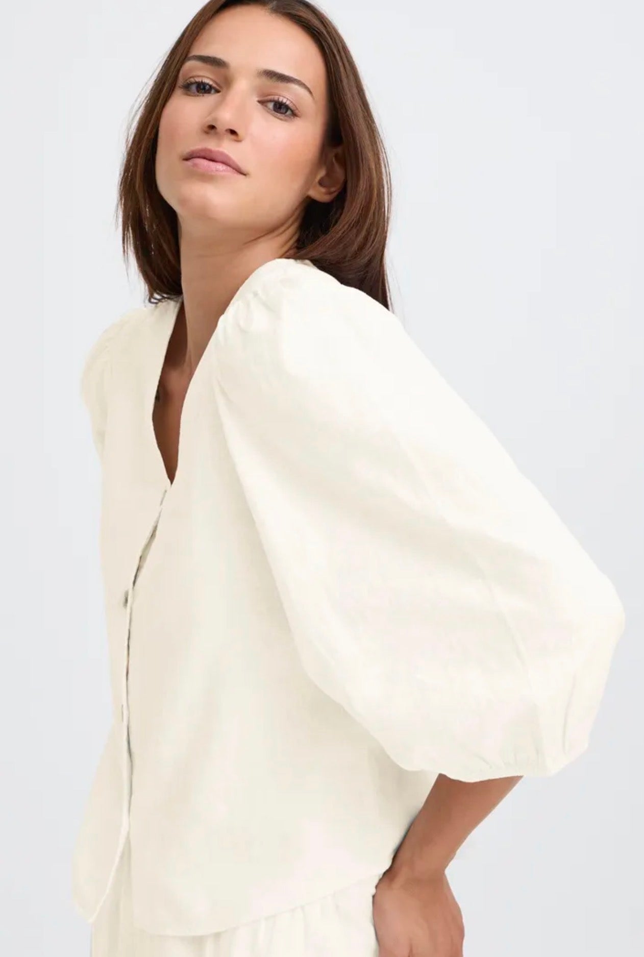 B YOUNG FALAKKA PUFF SHIRT 20818822 MARSHMALLOW