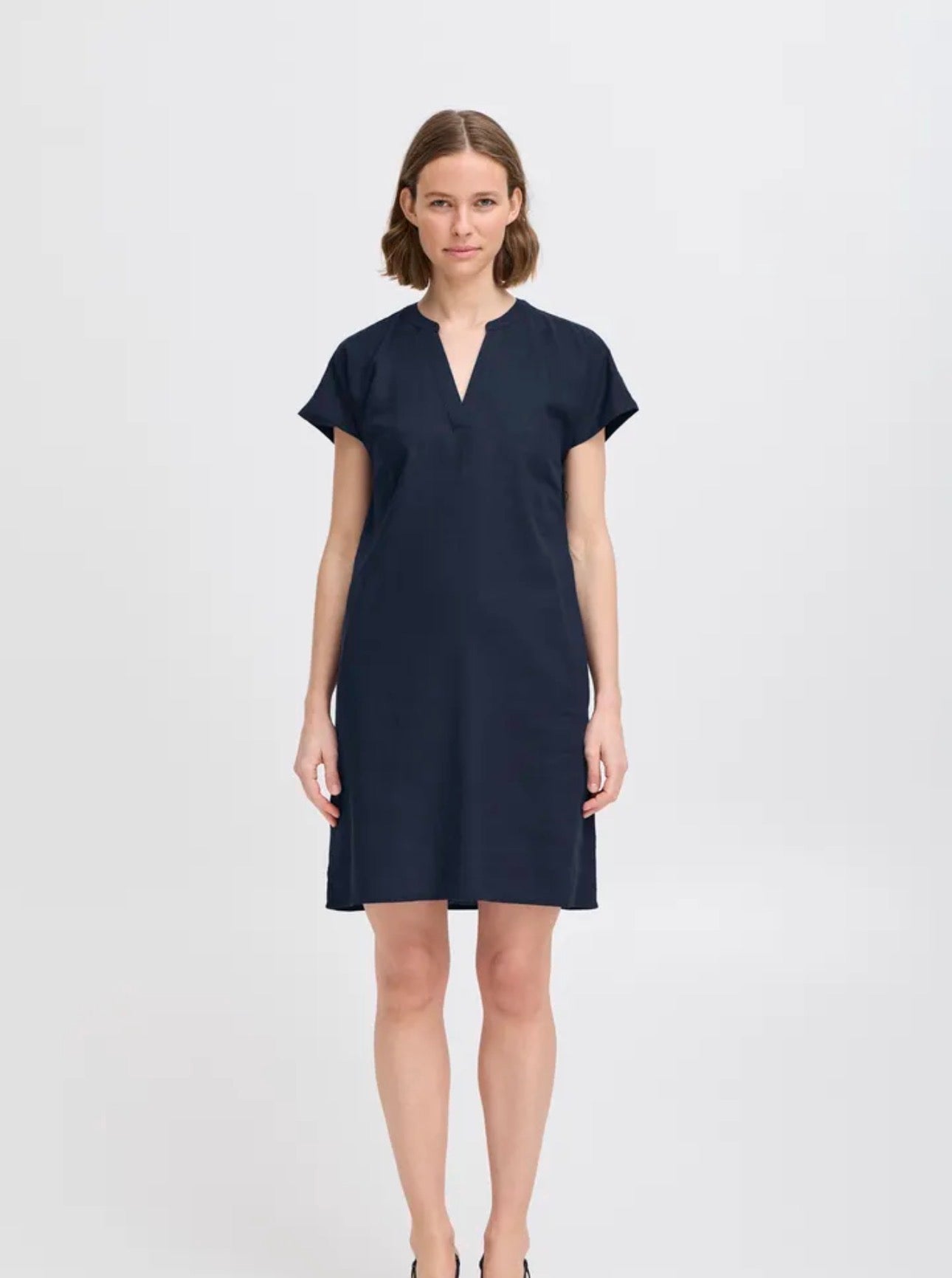 B YOUNG FALAKKA V NECK DRESS 20811336 COPENHAGEN NIGHT
