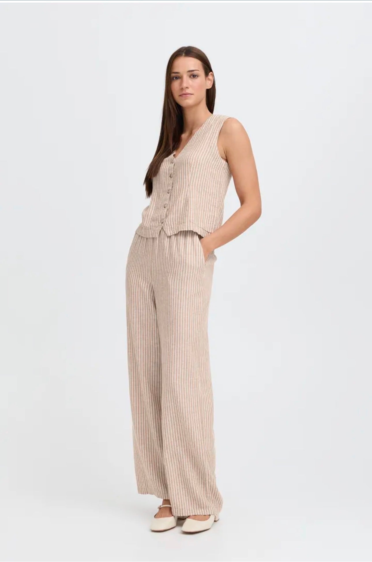 B YOUNG FALAKKA WAISTCOAT TOP 20818821 WOODSMOKE STRIPE BROWN
