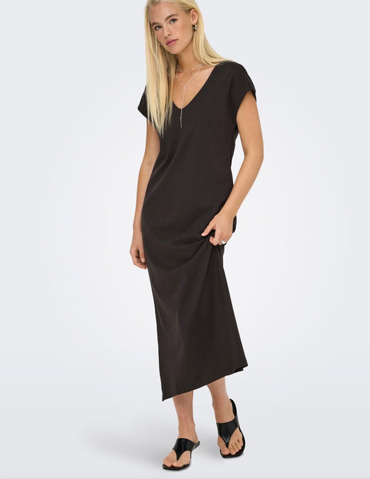 ONLY MARA SS T-SHIRT DRESS in CHOCOLATE TORTE