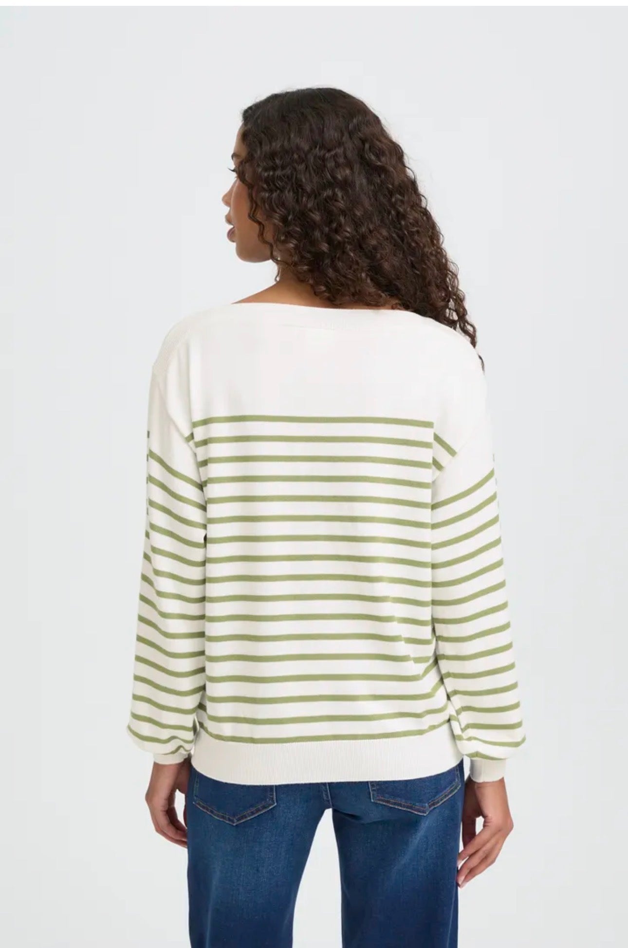ICHI LULS BOAT NECK LS PULLOVER in SOLID - IGUANA WHITE STRIPE