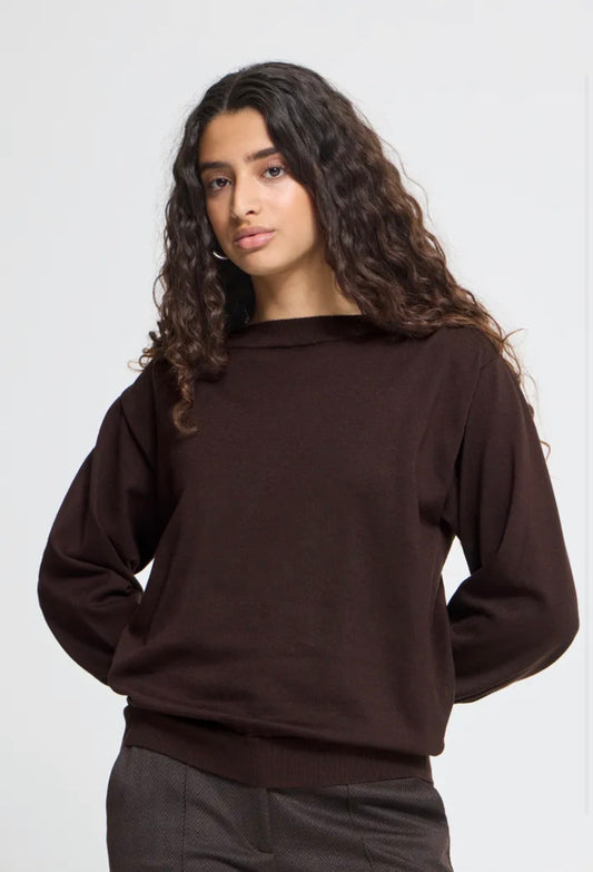 ICHI LULS BOAT NECK LS PULLOVER CHOCOLATE TORTE
