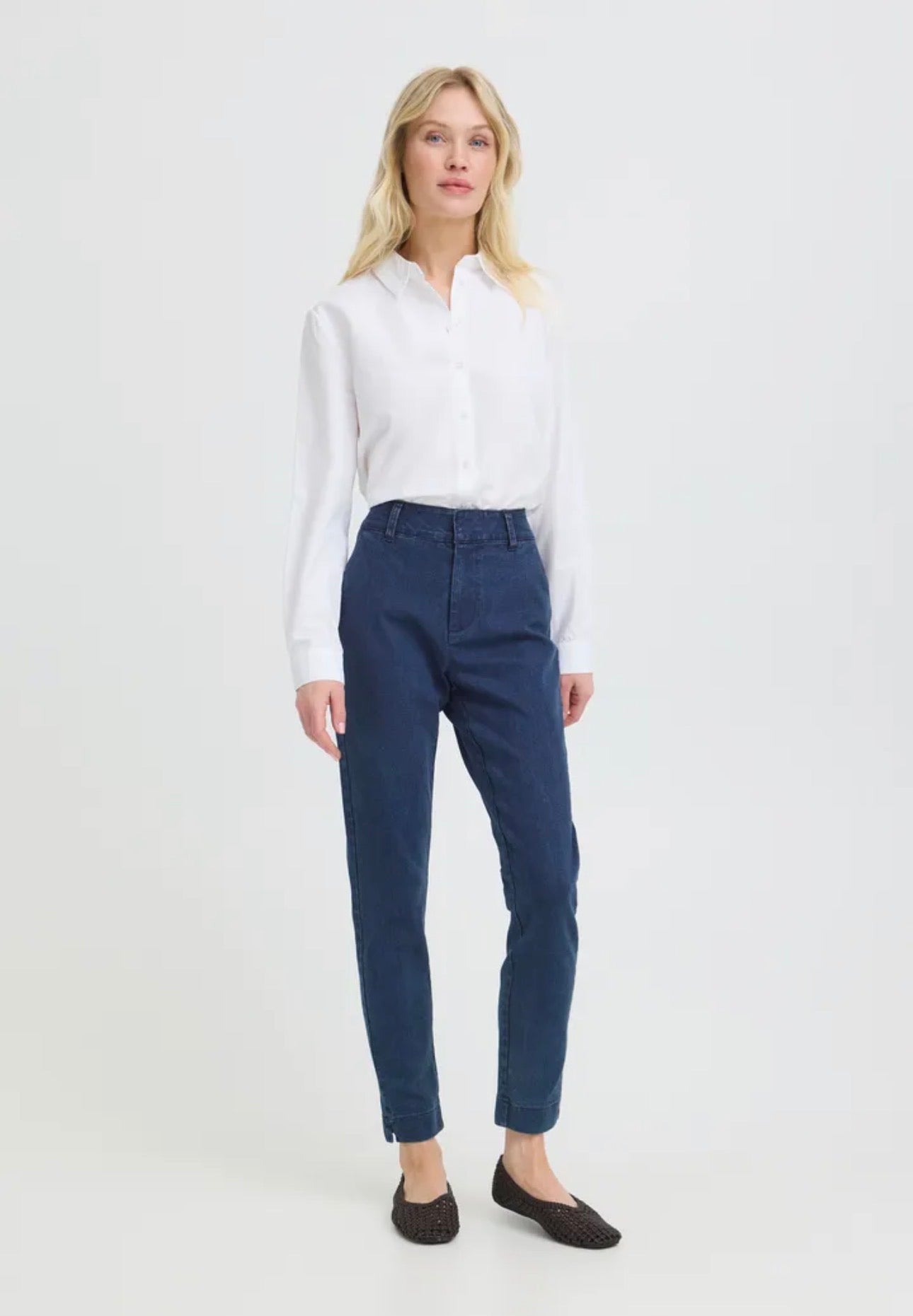 B YOUNG KAFKA DIXI CHINO JEANS - MID BLUE DENIM