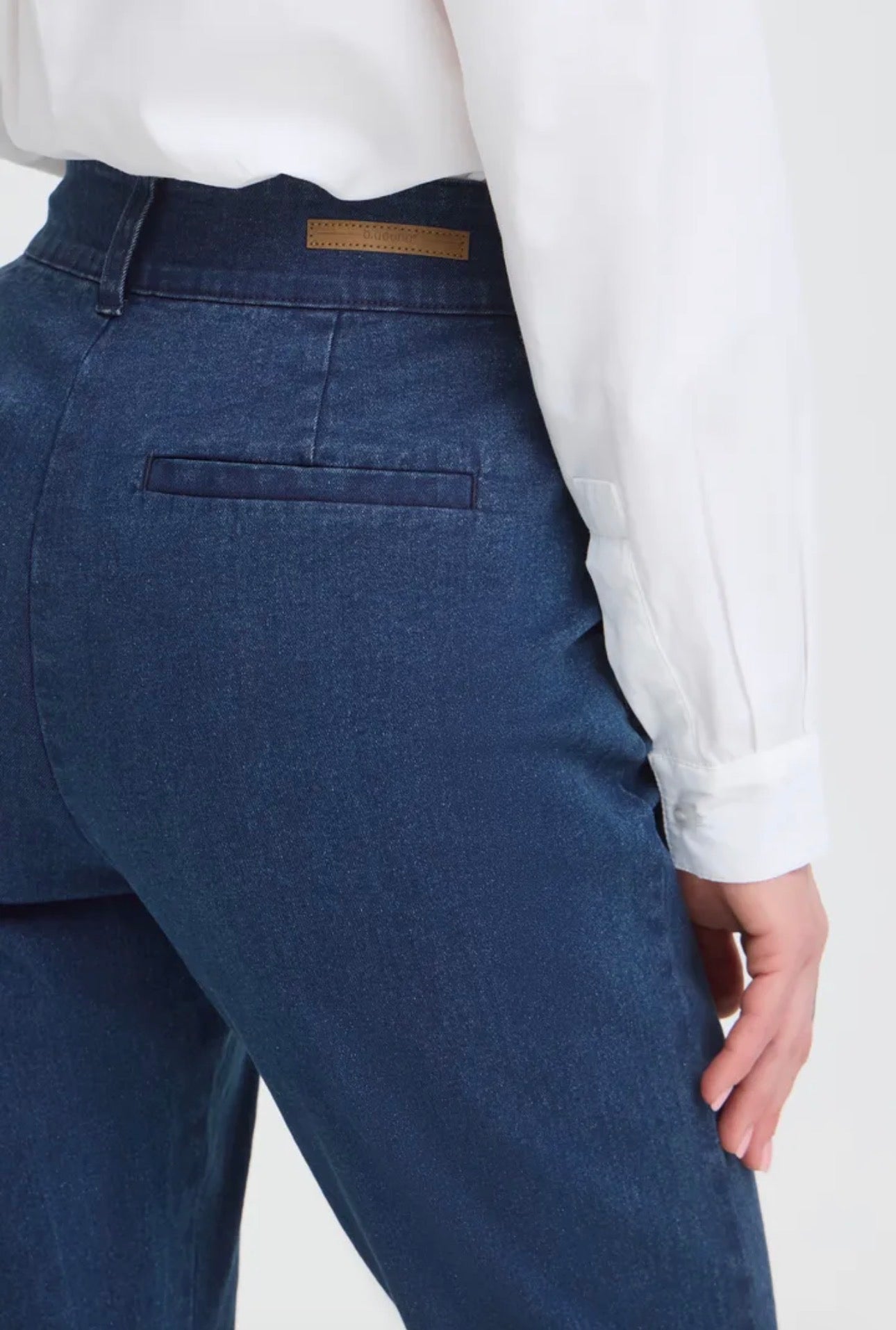 B YOUNG KAFKA DIXI CHINO JEANS - MID BLUE DENIM