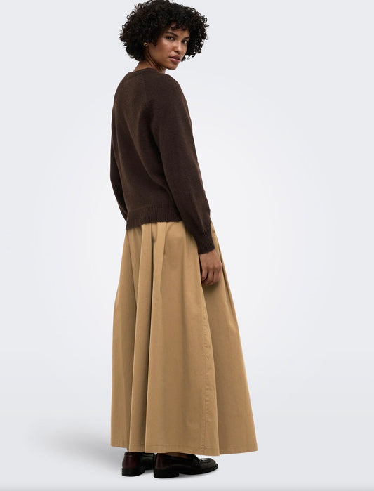 ONLY EMMA LS BUTTON O-NECK KNIT - COFFEE BEAN