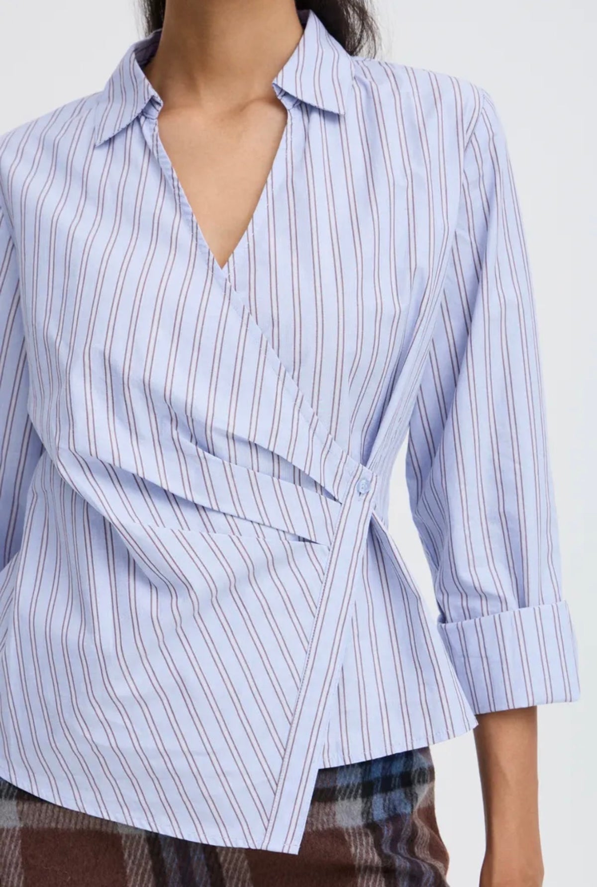 B YOUNG HENE WRAP SHIRT - CHAMBRAY BLUE STRIPE