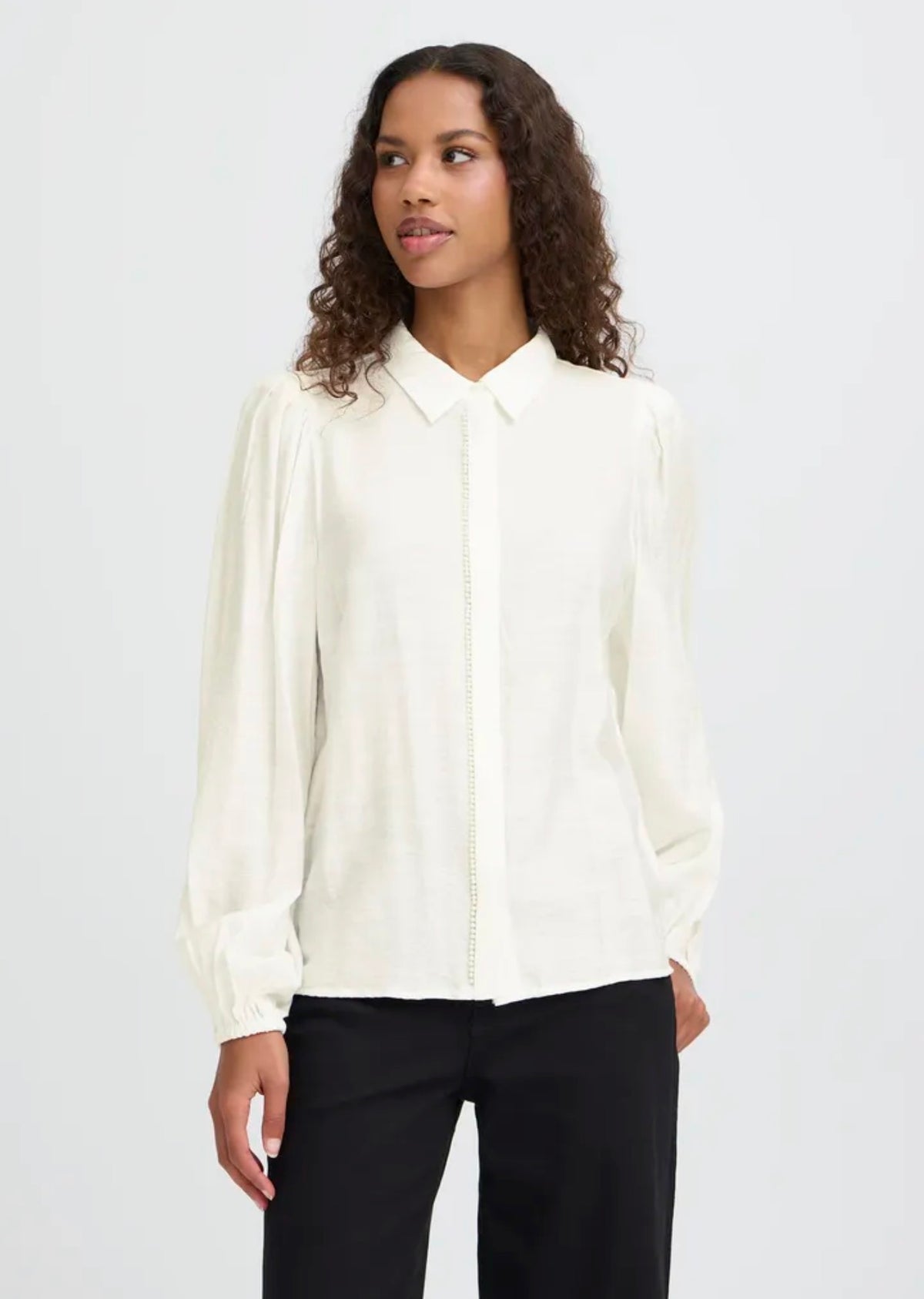 ICHI RHINES SHIRT - CLOUD DANCER