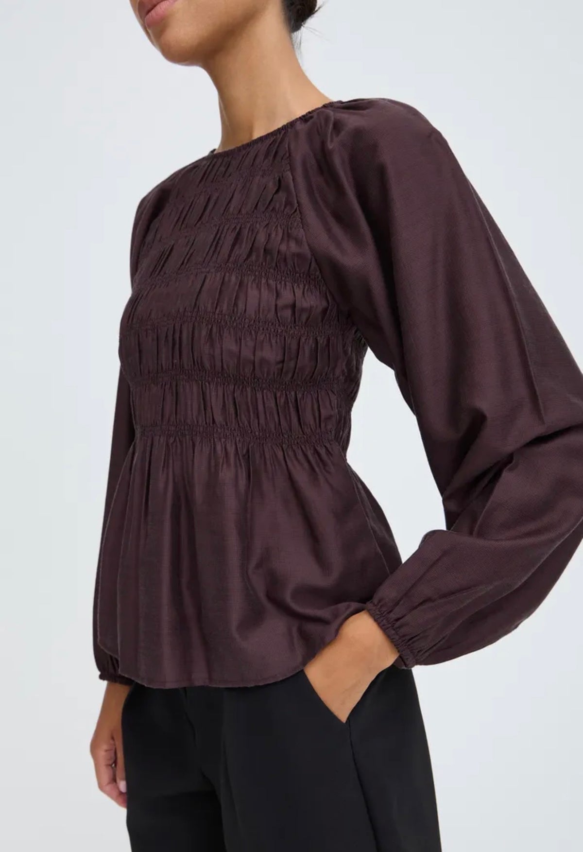 B YOUNG FLAX BLOUSE - FUDGE