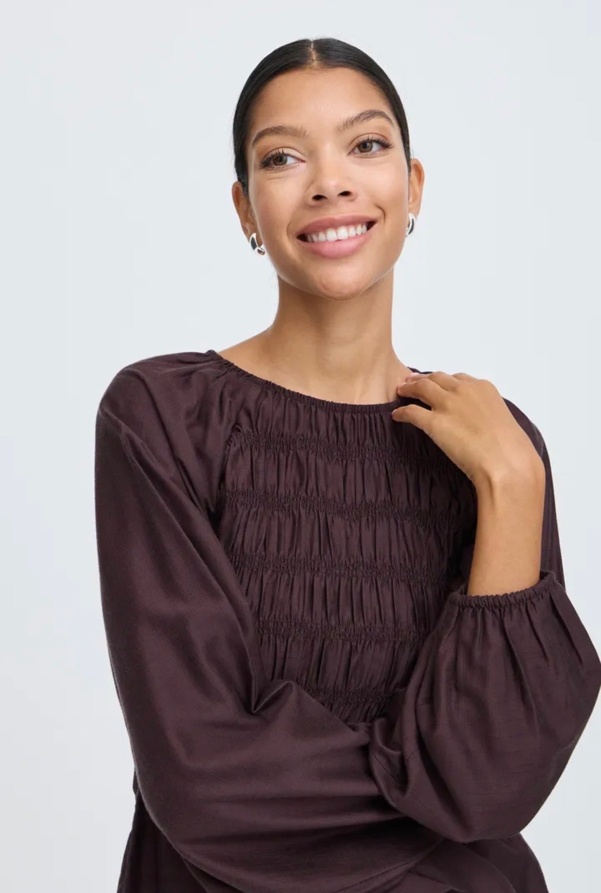 B YOUNG FLAX BLOUSE - FUDGE