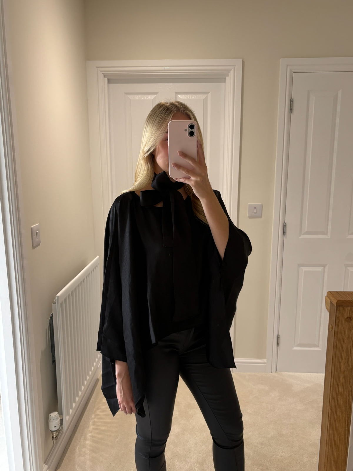 VERO MODA MIRO LS CAPE WITH SCARF TOP - BLACK