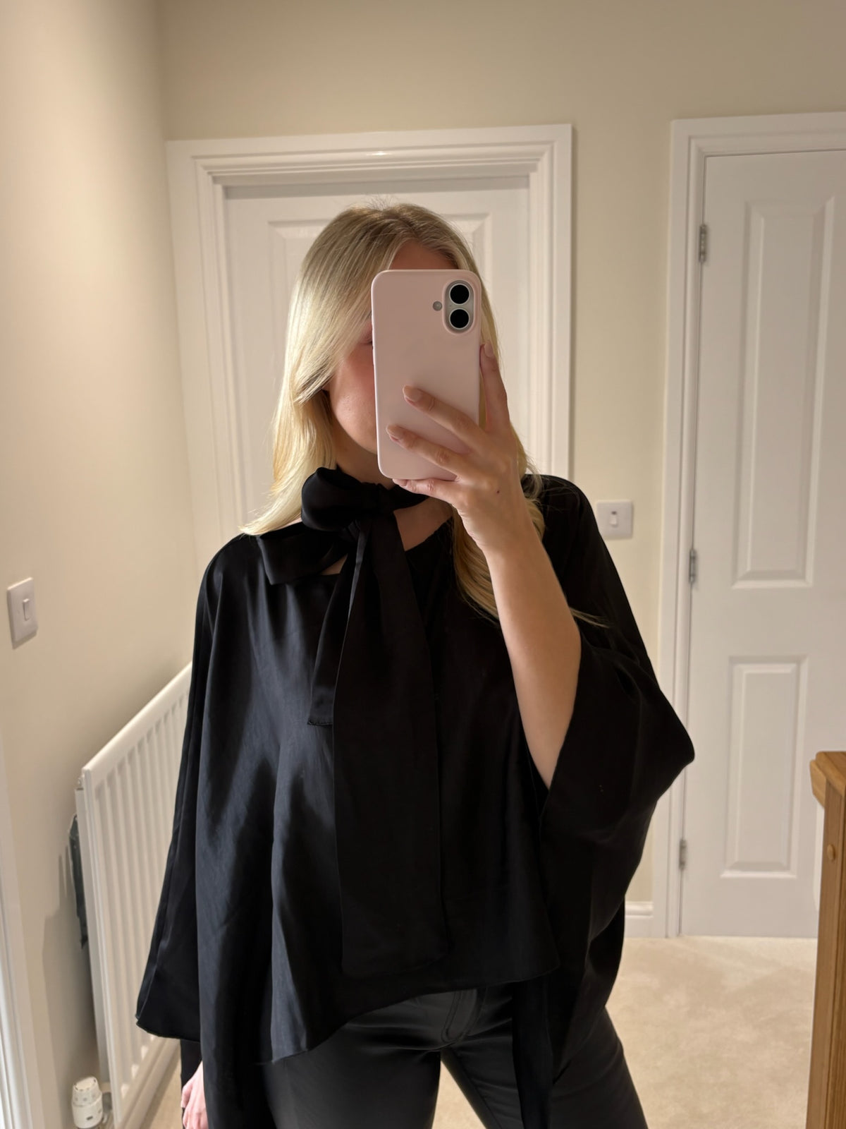 VERO MODA MIRO LS CAPE WITH SCARF TOP - BLACK