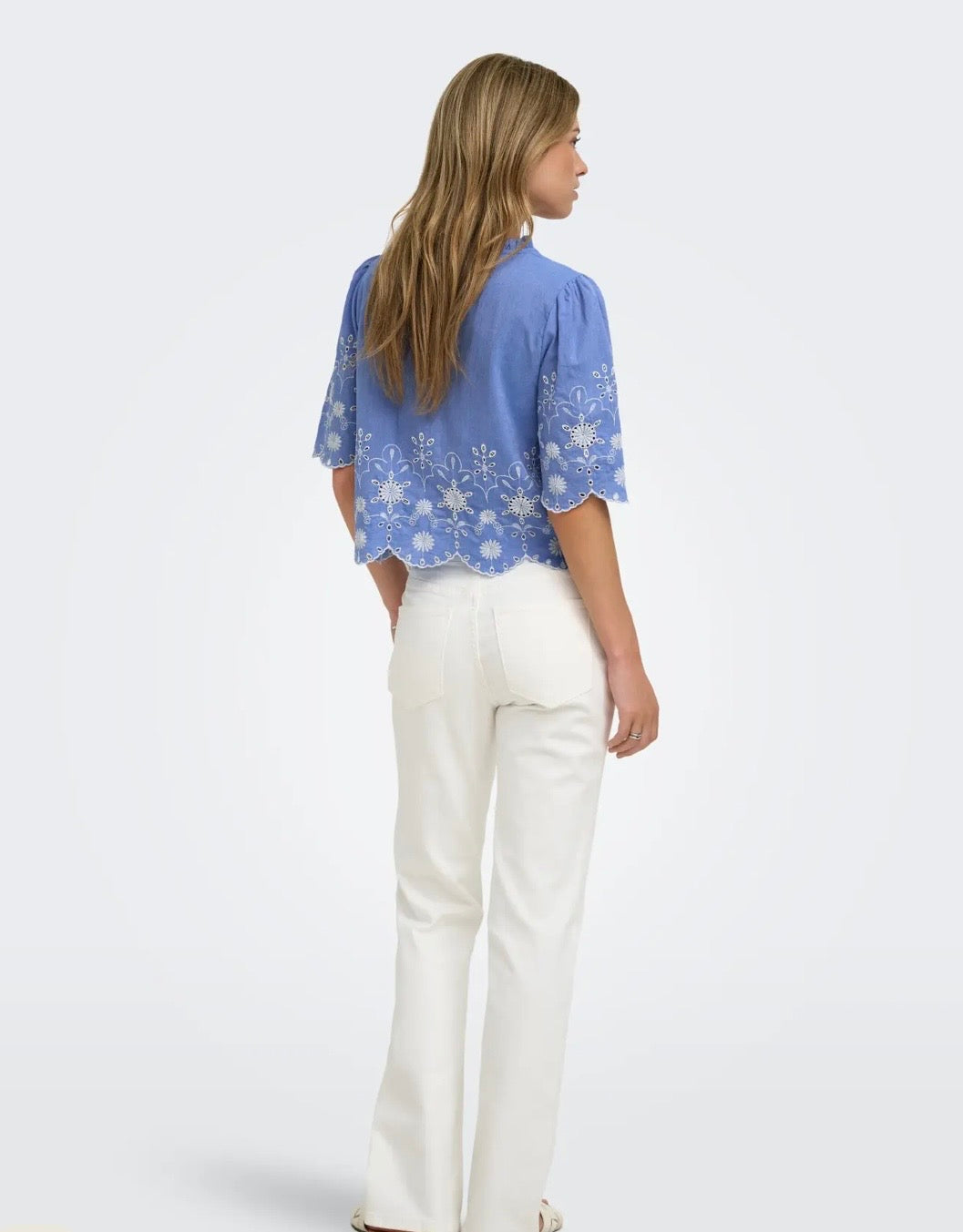 ONLY MIFFY SS EMB TIE TOP in MEDIUM BLUE DENIM