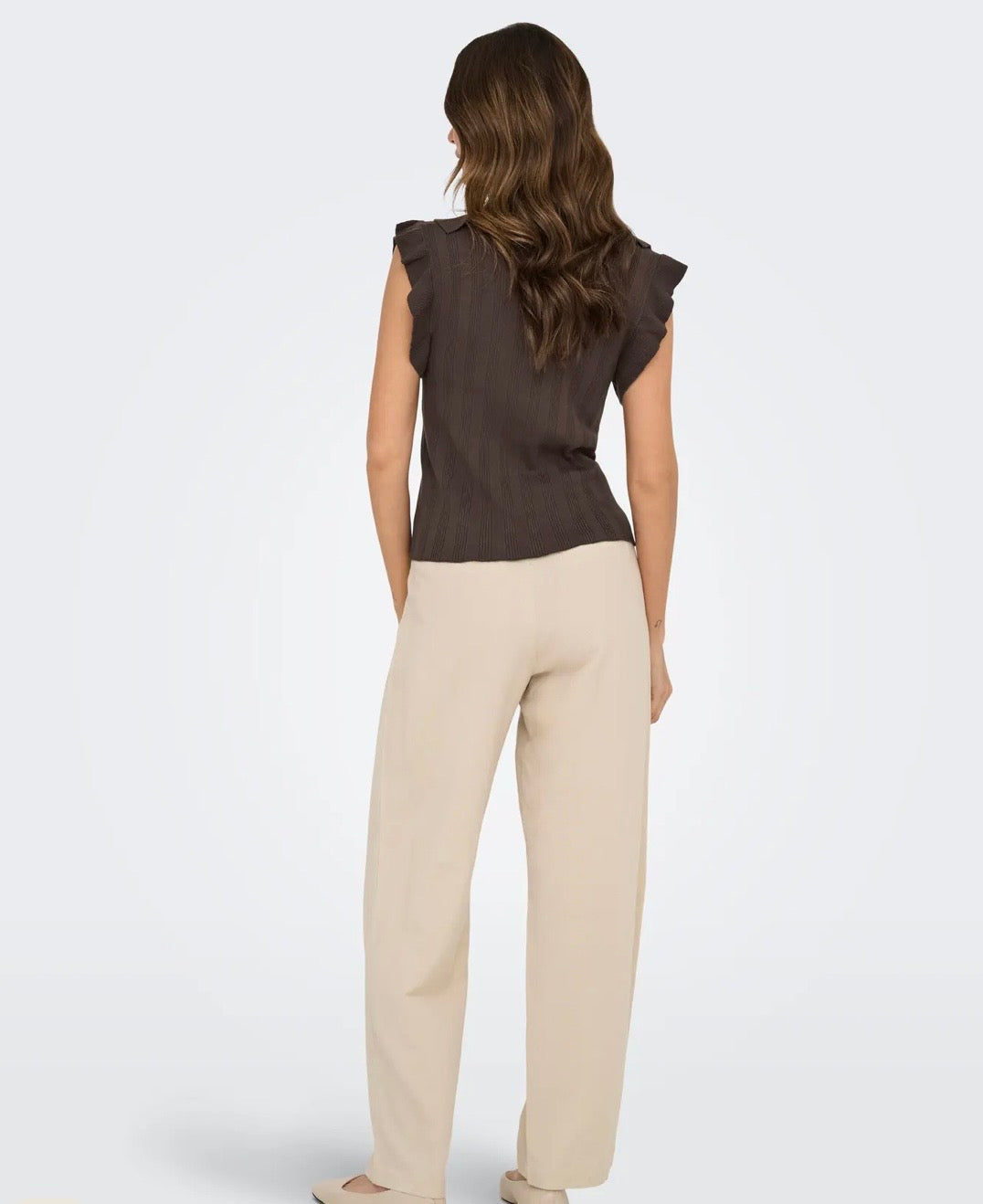 ONLY NELLY SLEEVELESS V-NECK STRING CARDI KNIT CHOCOLATE MARTINI