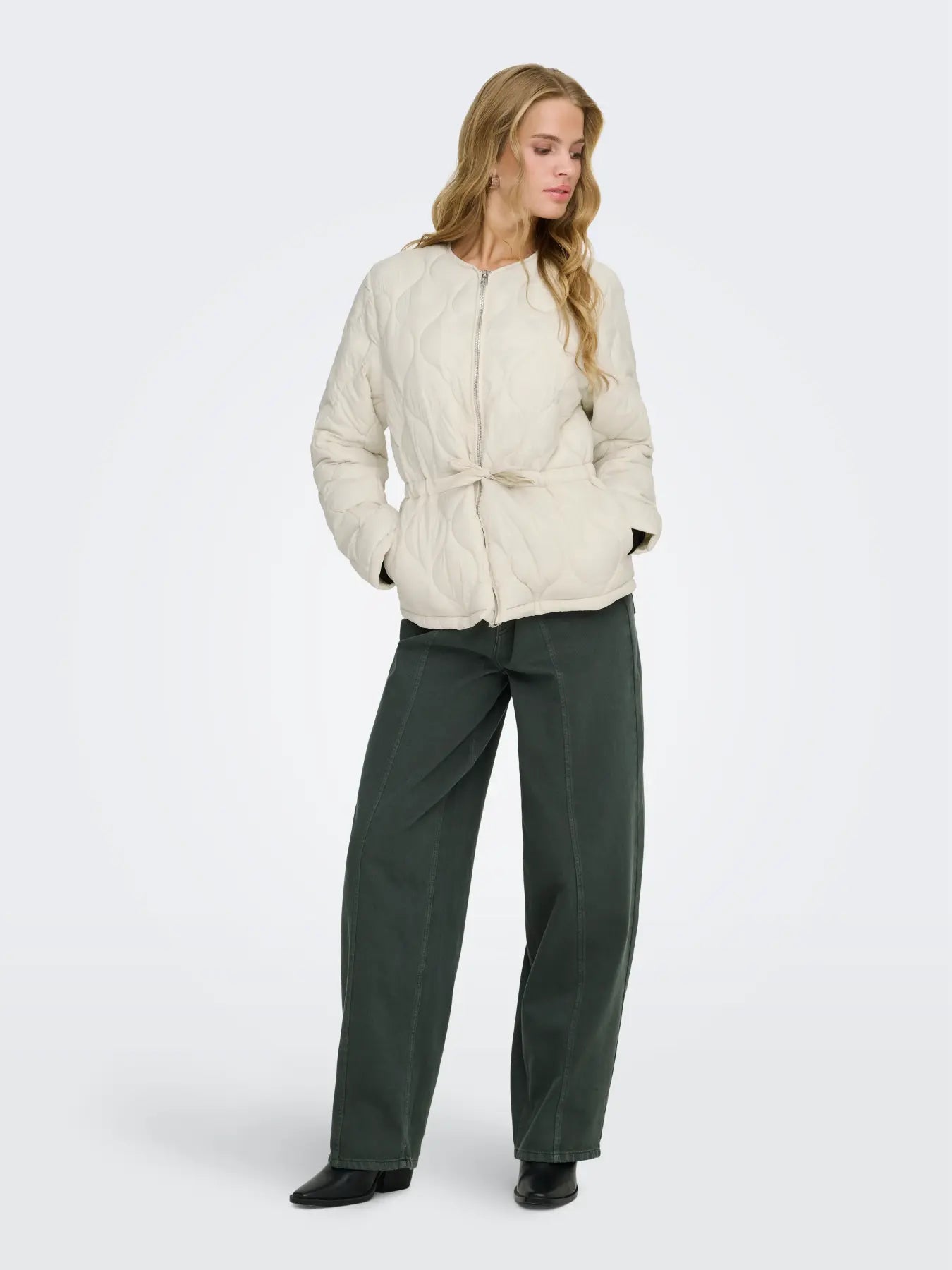ONLY AMARA QUILTED JACKET  - TOFU