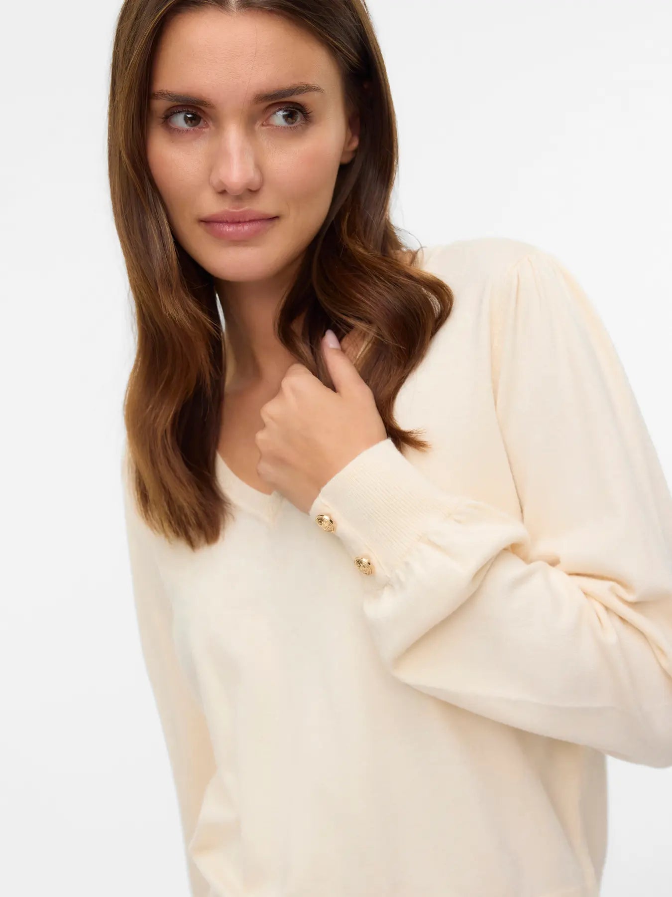 VERO MODA HOLLYKARIS LS V-NECK PULLOVER BIRCH / GOLD BUTTONS